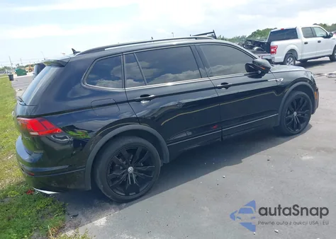 2021 Volkswagen Tiguan 2.0T Se/2.0T Se R-Line Black/2.0T Sel z USA, uszkodzony, nr VIN 3VV2B7AX9MM065229